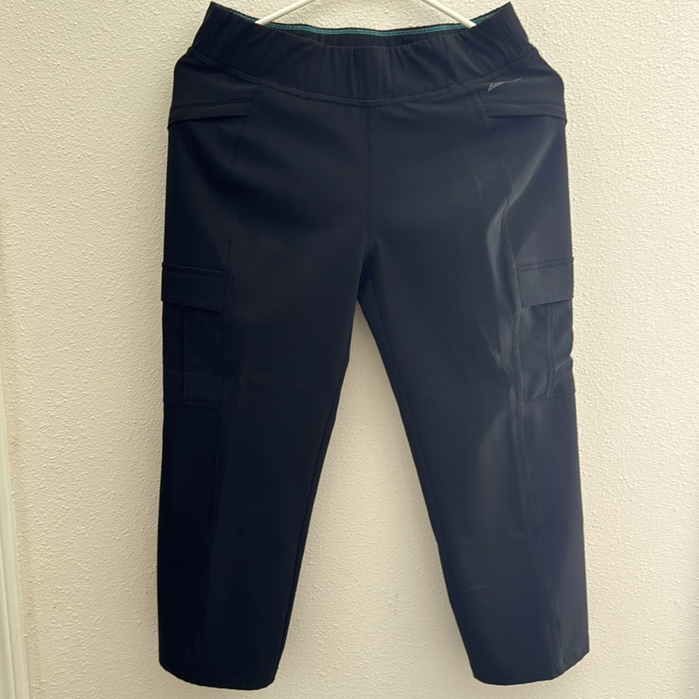 Eddie Bauer Super Cute 1st Ascent Capris, Black